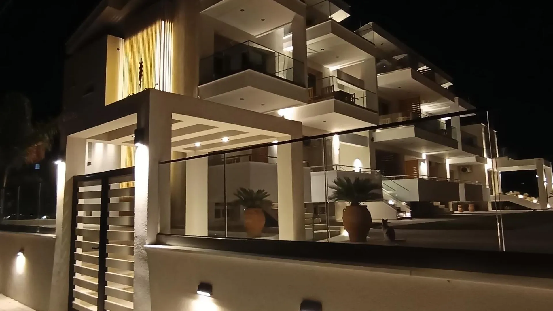Blueleaf Hotell Stavros