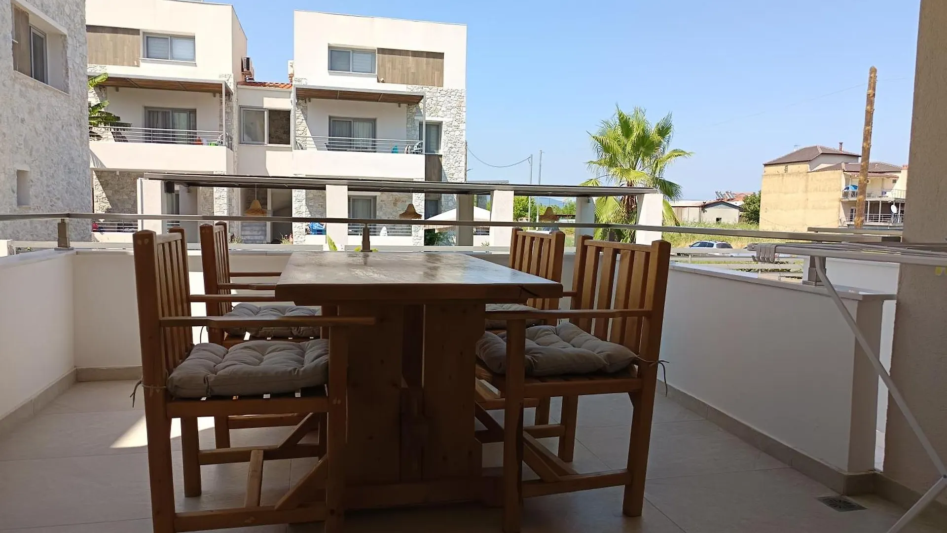 Hotel Blueleaf Stavros