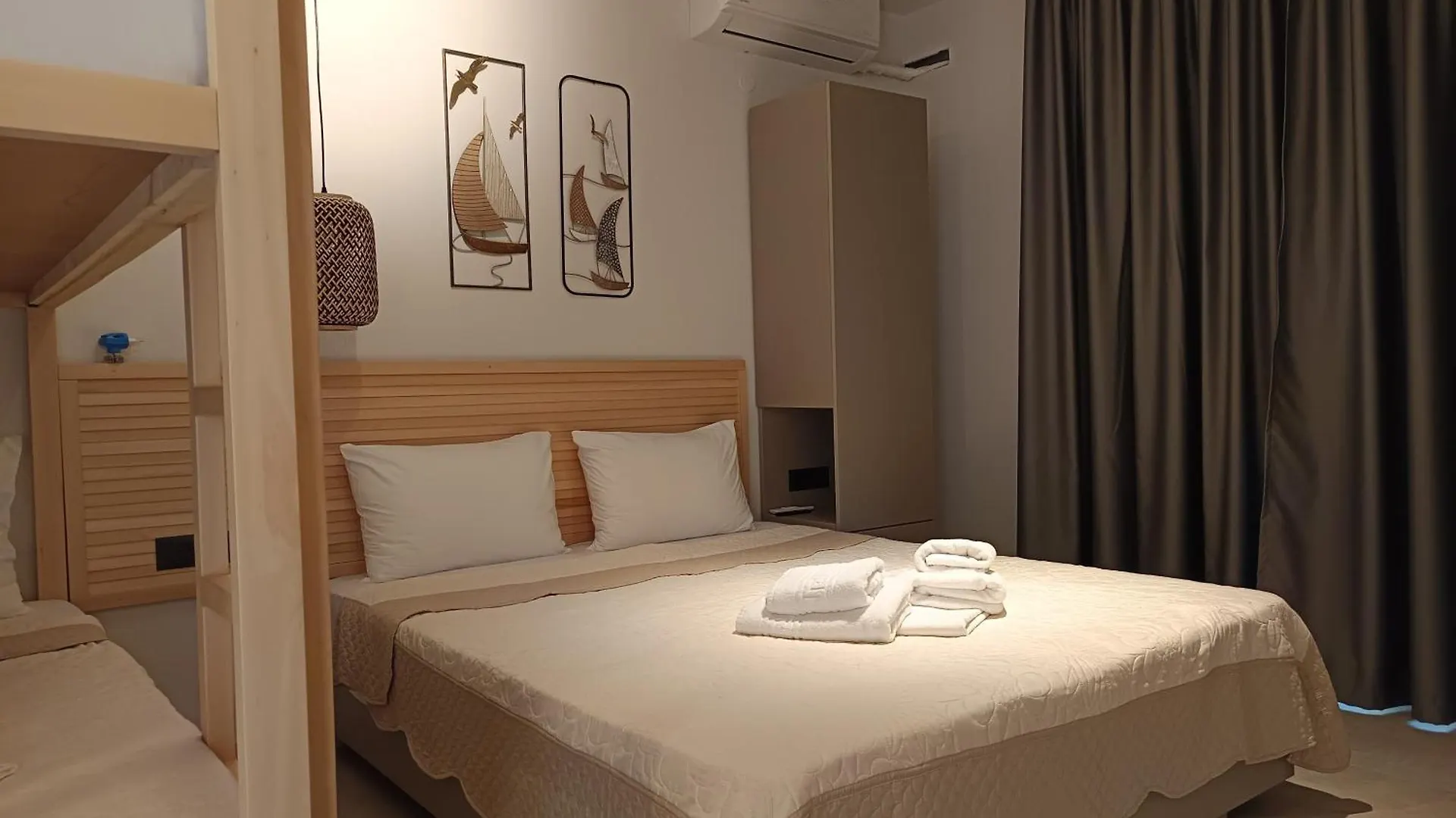 Blueleaf Hotel Stavros