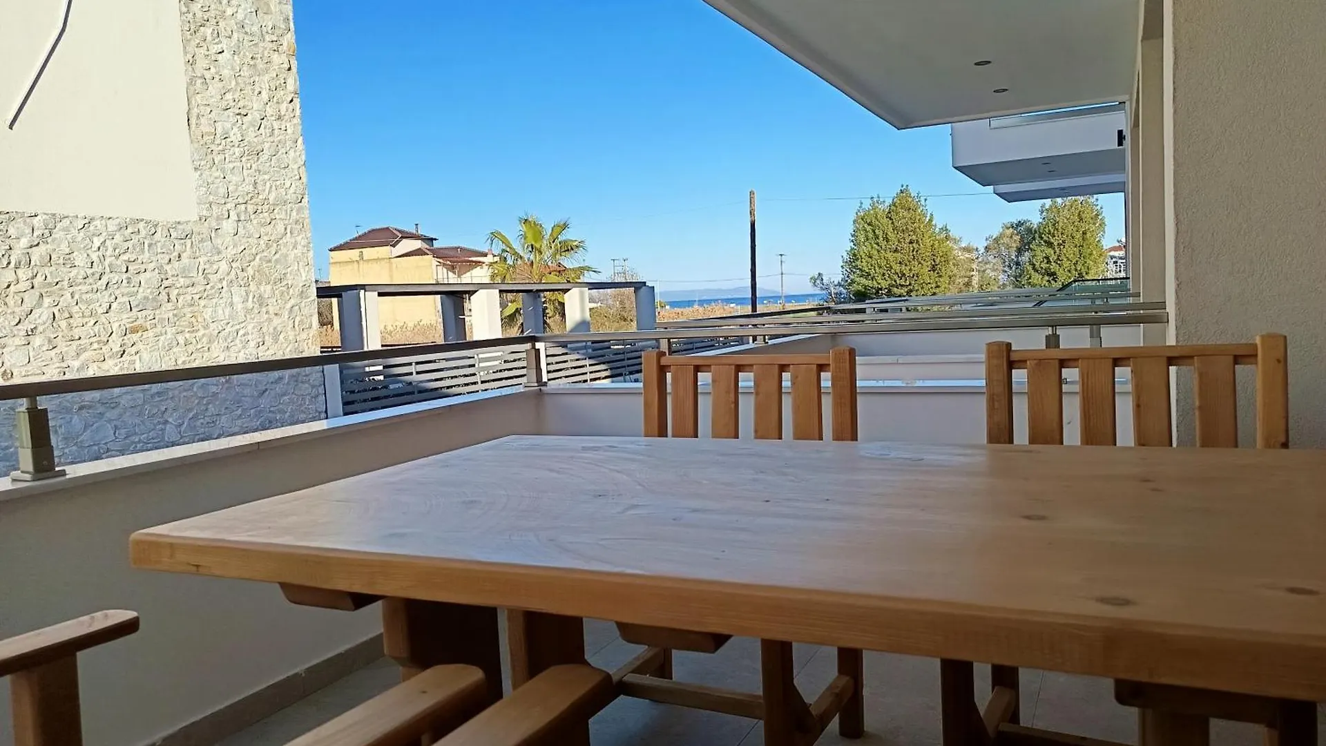 Blueleaf Hotel Stavros