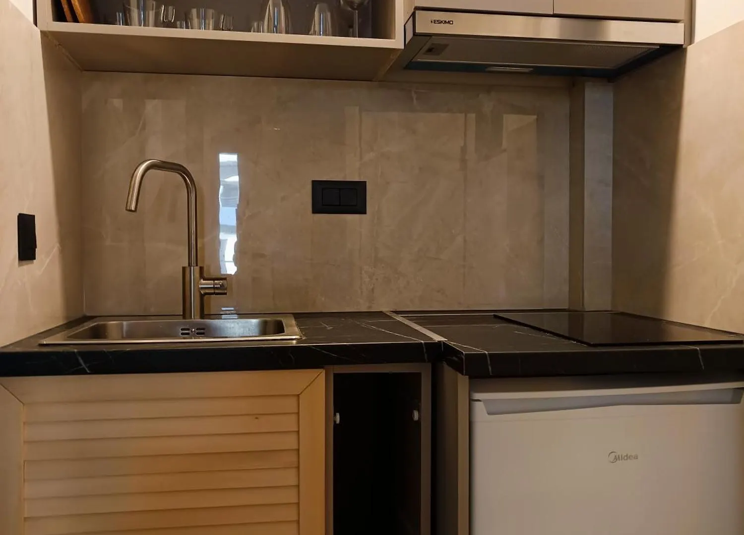 Blueleaf Hotel Stavros  Stavros (Thessaloniki)