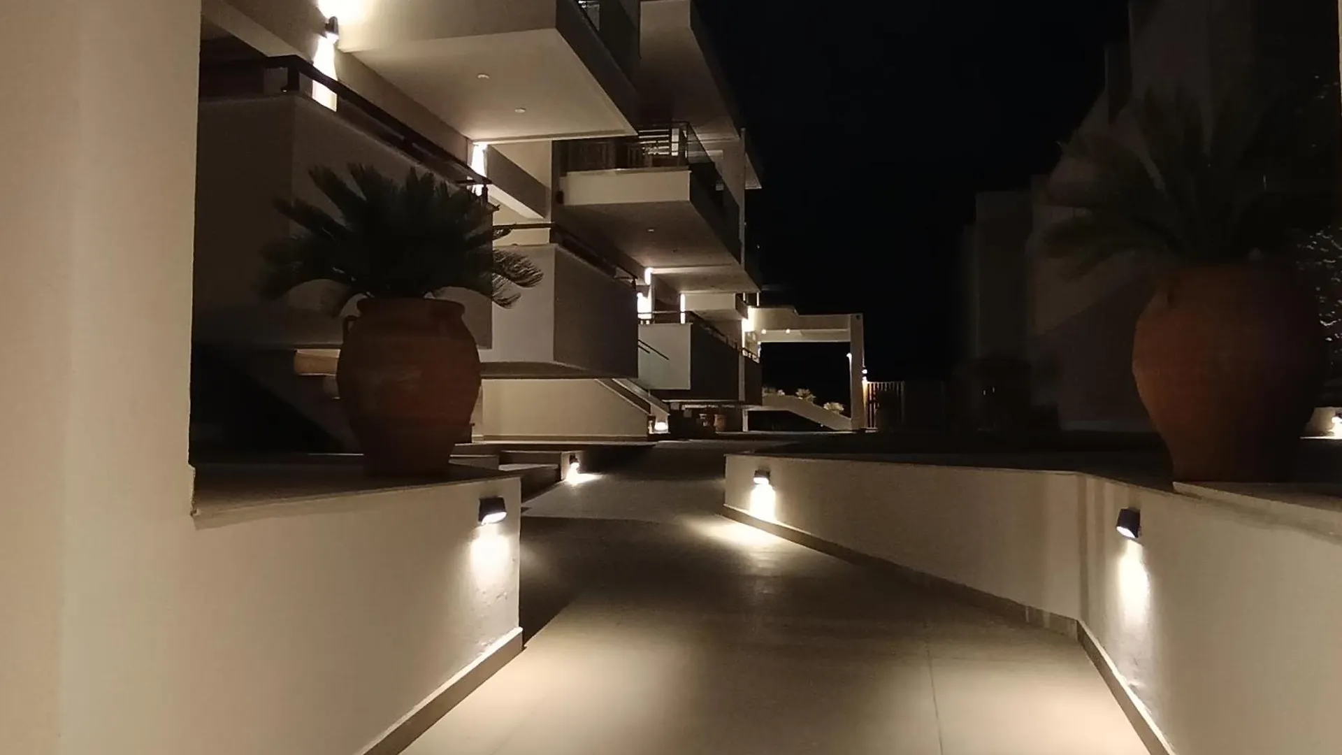 Blueleaf Hotel Stavros